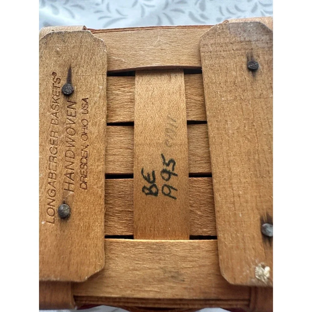 Longaberger square hand